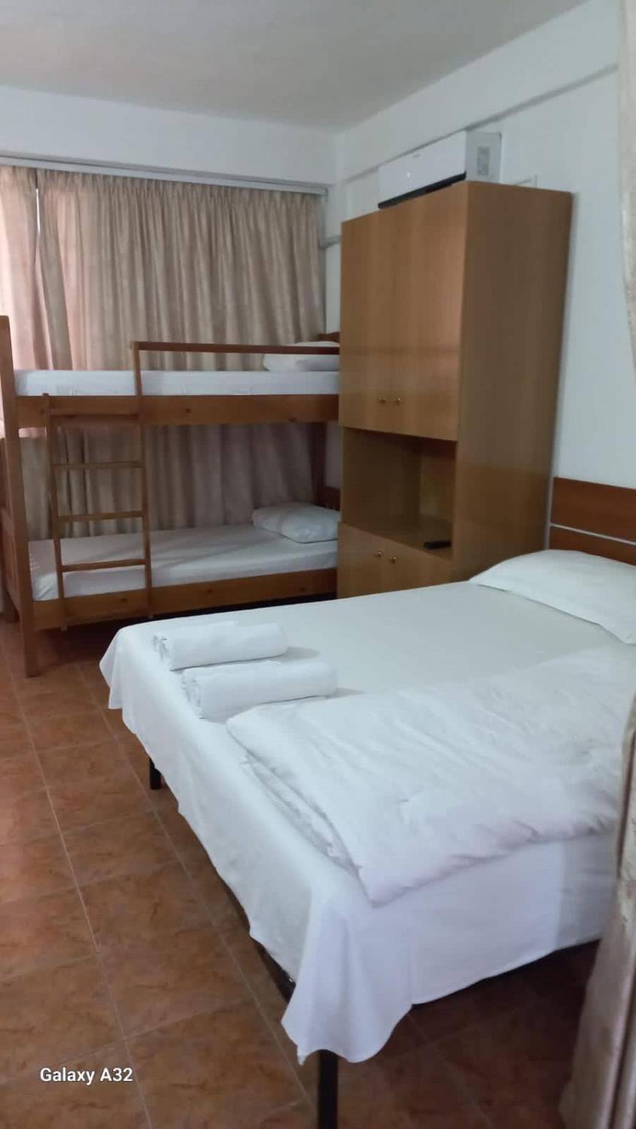 Arben Apartment ดูร์เรส ภายนอก รูปภาพ